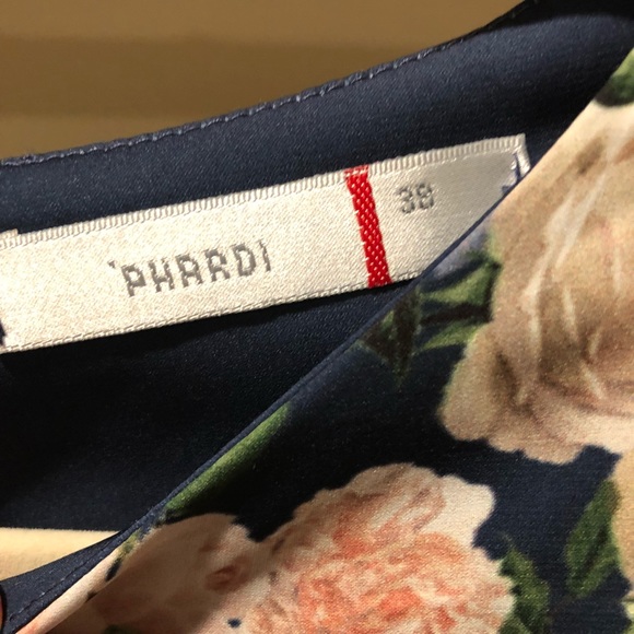 Dress - Picture 4 of 6